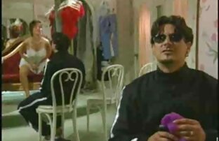 XXX Il ruolo di un centoxcento video amatoriale ragazzo, biondo, con un toro
