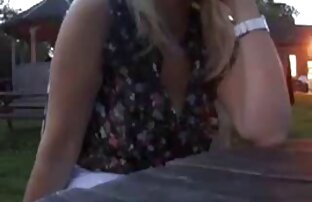 XXX Valerie succhia il ragazzo video hard amatoriali italiani per lo scambio di un regalo